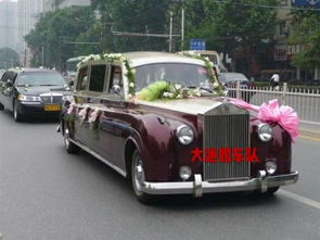 焦作大通婚車伴您幸福一生——專業汽車租賃服務，為您的婚禮增色添彩
